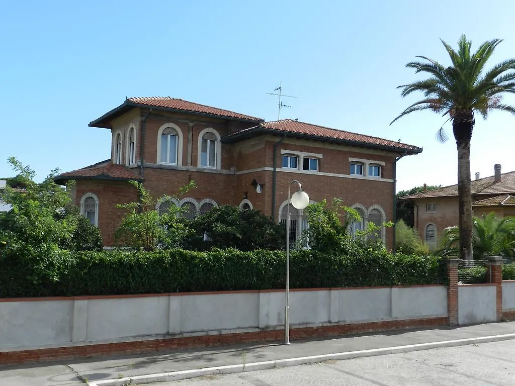 Villa Liberty Tolomei Marina Di Grosseto Italia