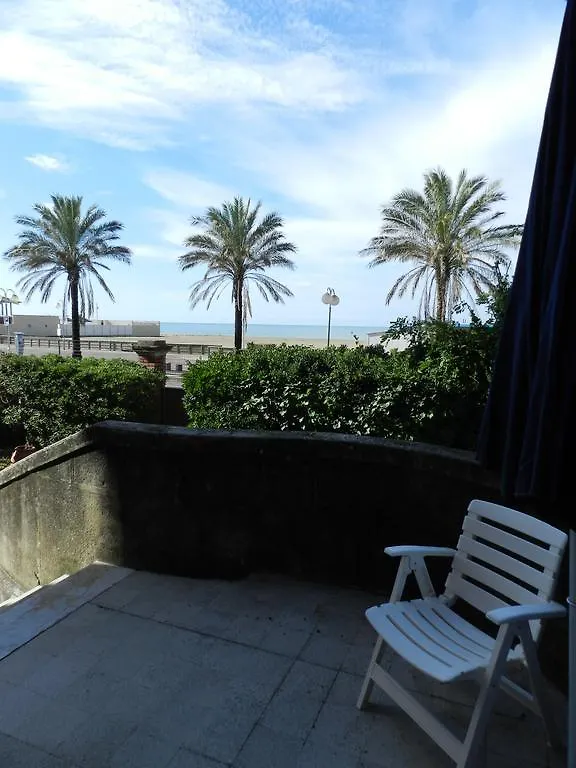 Villa Liberty Tolomei Marina Di Grosseto Apartment
